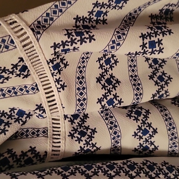 Top/Blouse - Picture 3 of 6